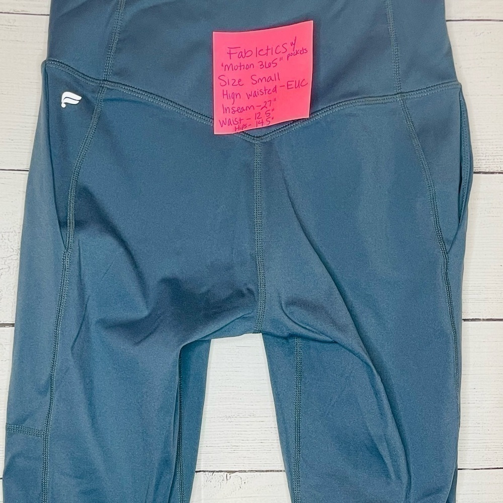 FABLETICS small leggings